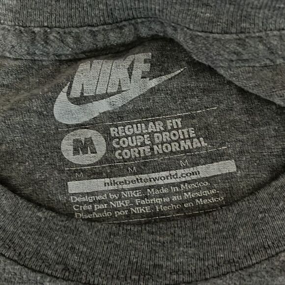 Nike Gray On our Level T-Shirt - M - Picture 3 of 4